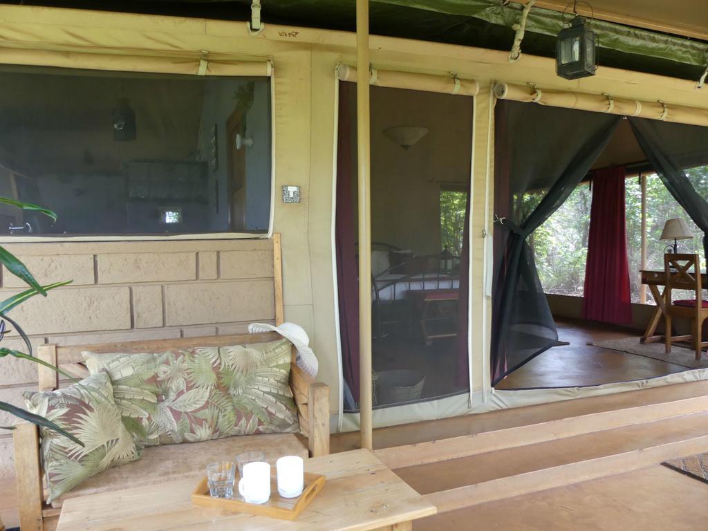 Ikweta Safari Camp Hotell Maua Exteriör bild